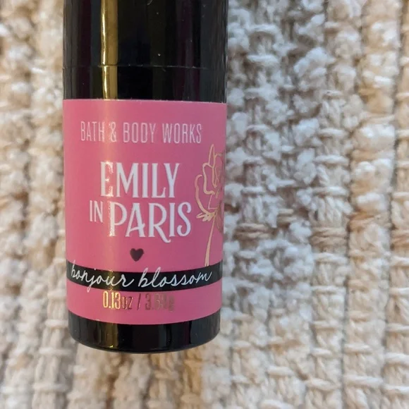 Bath & Body Works Emily In Paris Bonjour Blossom Lipstick Pink Lipstick New Seal - Picture 3 of 3
